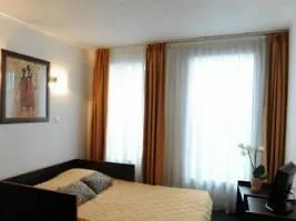 **  Aparthotel Adagio Access Toulouse Jolimont צרפת